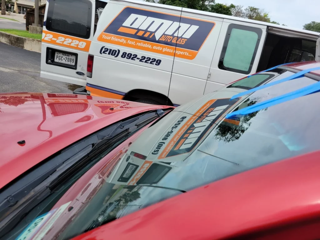 Omni Auto Glass service mobile - mobile windshield replacement service